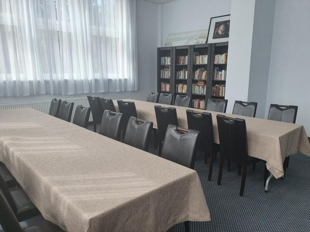 Osrodek Wczasowy Wrzos Łukęcin Exteriör bild