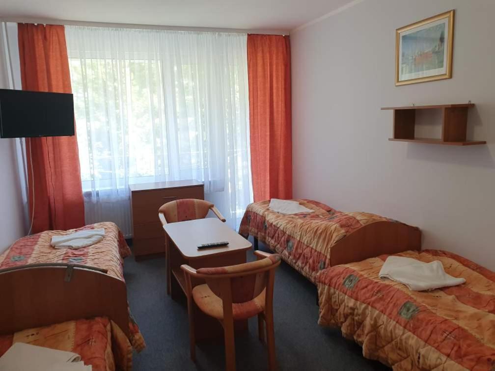 Osrodek Wczasowy Wrzos Łukęcin Exteriör bild